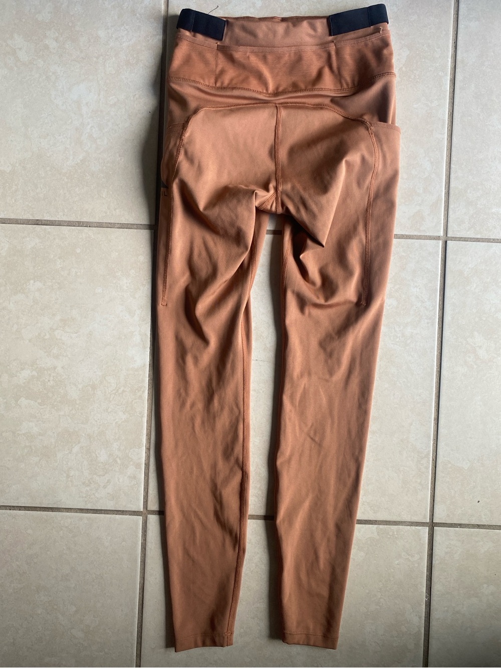 Fall Nike Women's Epict Luxe Pocket Trail Running Hiking Leggings - Picture 2 of 9